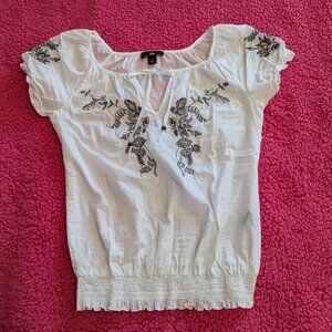 Cotton Embroidered white blouse with a beaded bow